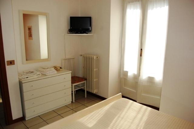 Albergo Del Cacciatore Cremeno Habitación foto